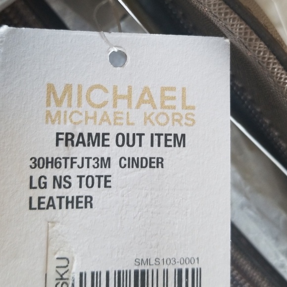 Michael Kors - Picture 8 of 8